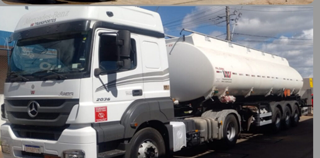 Caminhão-tanque 30m³ WW Transportes